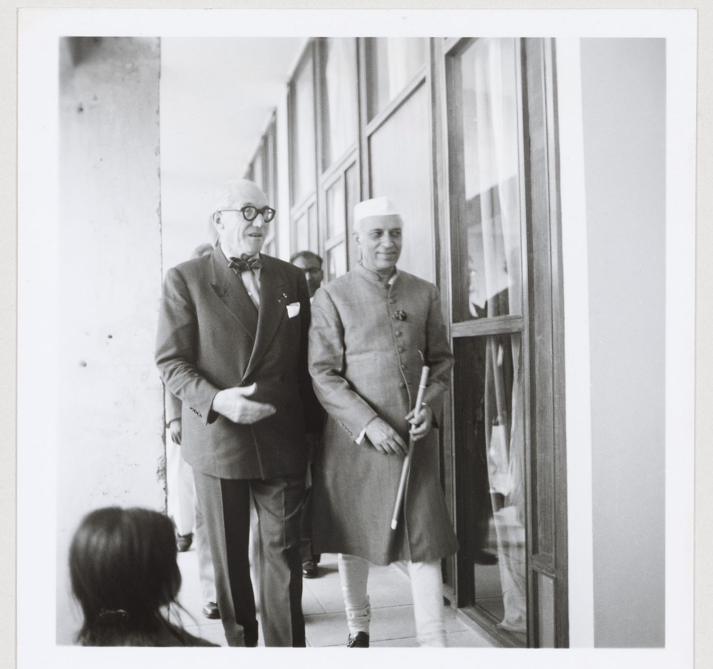 Le Corbusier avec Jawaharlal Nehru, commanditaire de la ville.